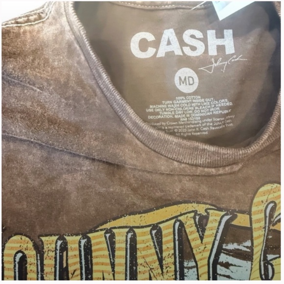 NWT Johnny Cash Graphic T-Shirt Size S - Picture 5 of 5